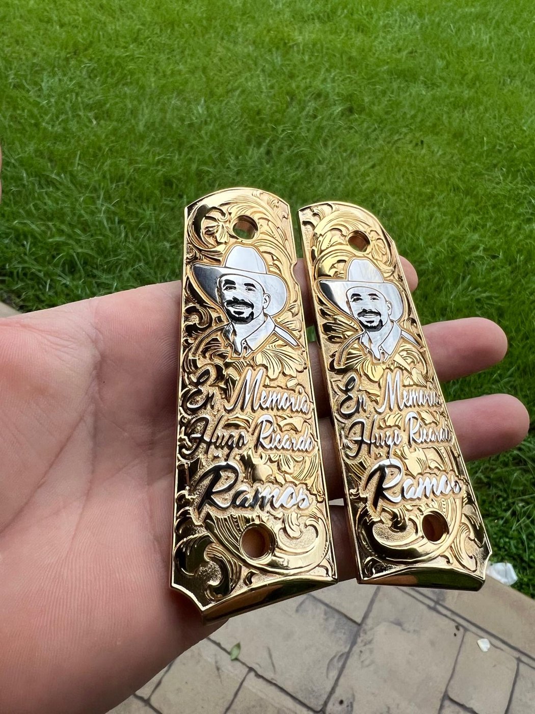 Custom engraved grip example 7