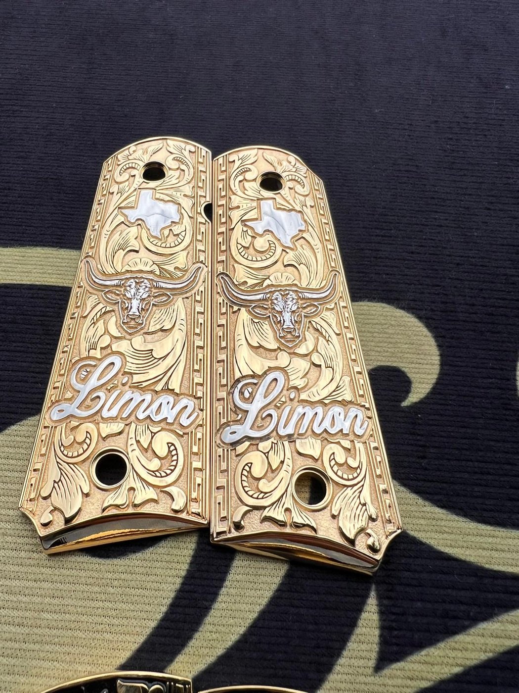 Custom engraved grip example 12